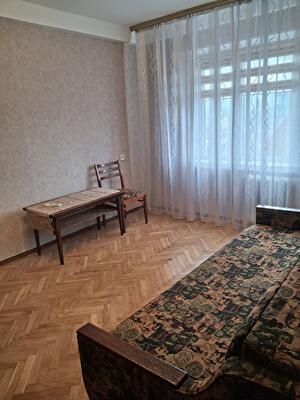 Киев, Победы просп., 18