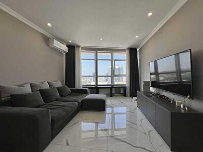 Кловский спуск, 7