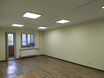 Киев, Георгия Тороповского ул., 37