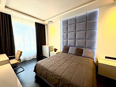 Василия Тютюнника ул., 37/1