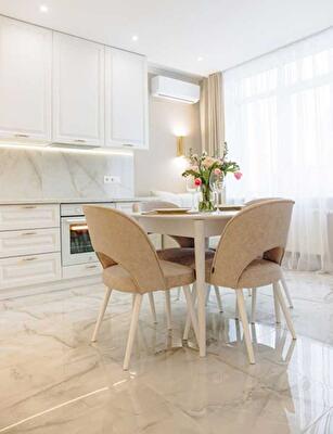 Чернігівська вул., 8а