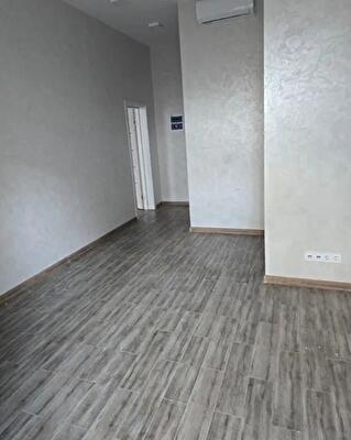 Середньофонтанська вул.