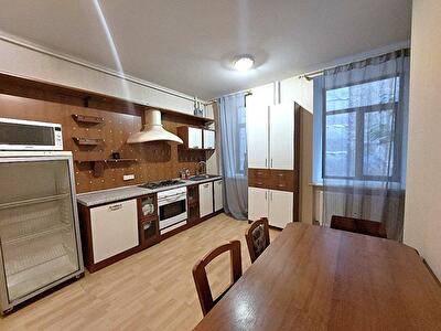 Одесса, Екатерининская пл., 5