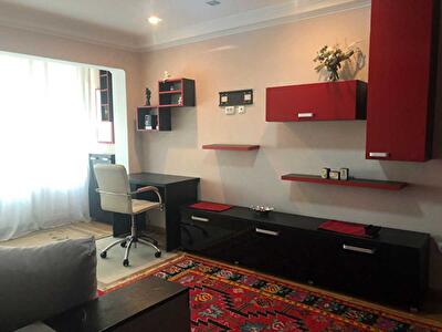 Киев, Берестейський, 127