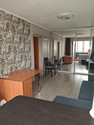 Киев, Кольцова бул., 7