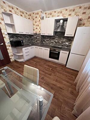 Киев, Сергея Данченко ул., 3