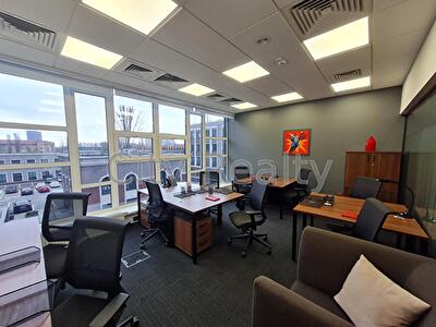 Елены Телиги ул., 6