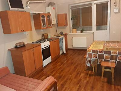 Здолбуновская ул., 13