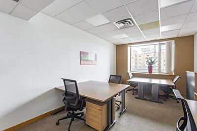 Киев, Шелковичная ул., 42/44