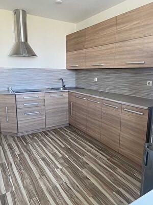 Василя Касіяна вул., 2/1