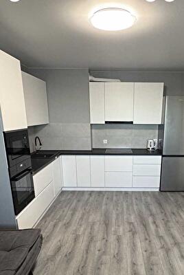 Київ, Ревуцького вул.