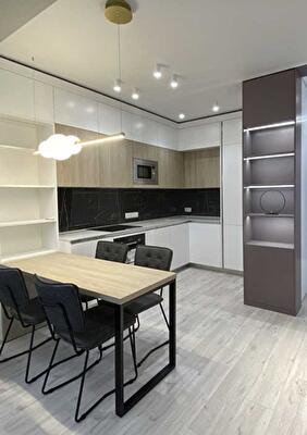 Джона Маккейна вул.