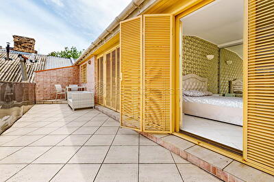 Дерибасовская вул., 17