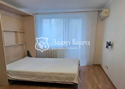 Михаила Донца ул., 25/89