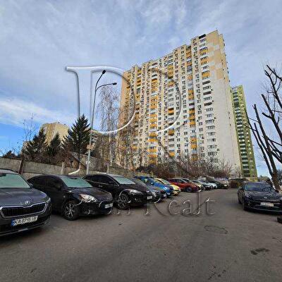 Киев, Ломоносова ул., 36А