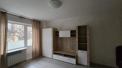 Київ, Лук`янівська вул., 9