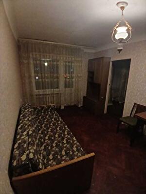 Київ, Миру просп., 19/18