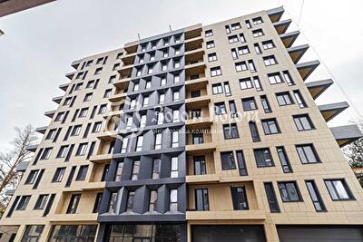 Киев, Болсуновская ул., 8