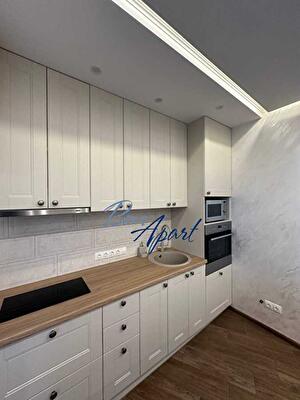 Київ, Петра Калнишевського вул., 14