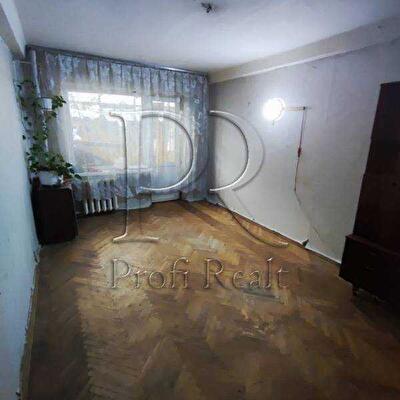 Киев, Петра Запорожца ул., 12