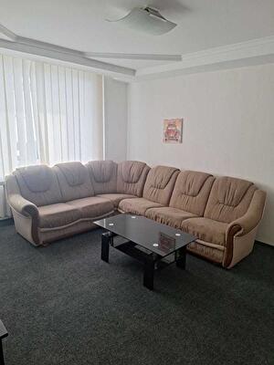 Київ, Берестейский, 20