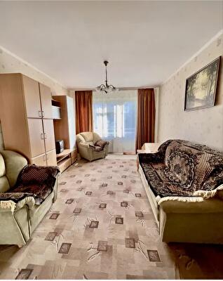 Дніпро, Олександра Поля просп.