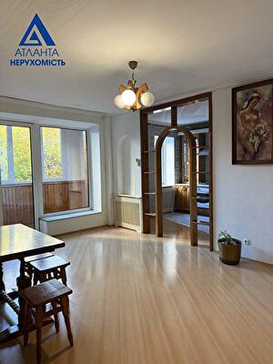 Кравчука ул., 38