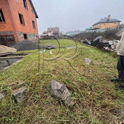 Киево-Святошинский район, с. Гатное, Курганная ул.