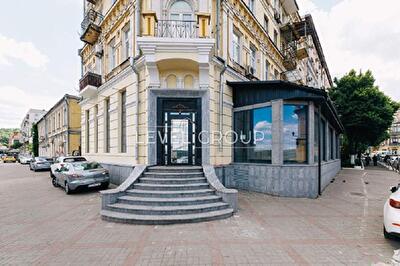 Киев, Набережно-Крещатицкая ул., 17/18