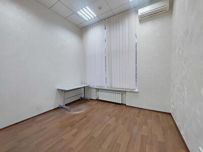 Київ, Старокиївська вул., 26