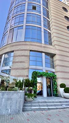 Днепр, Дмитрия Яворницкого просп.