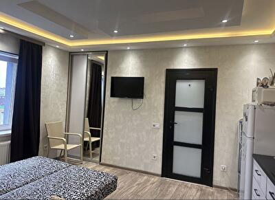 Киев, Анны Ахматовой ул., 15