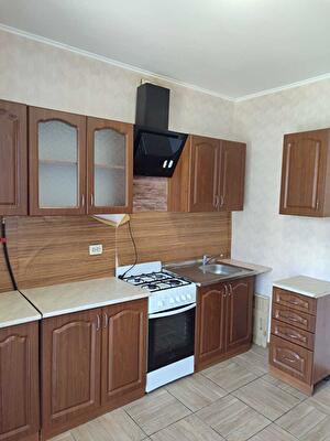 Киев, Метрологическая ул., 58