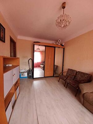 Київ, Кубанської України вул., 39