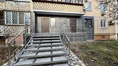 Київ, Миколи Закревського вул., 27/2