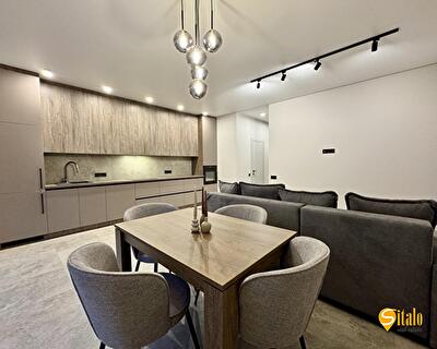 Київ, Центральна вул.