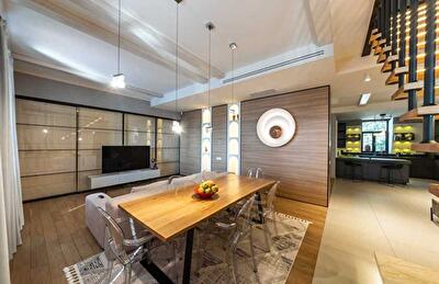 Ярославів Вал вул., 16