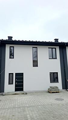 Київська обл., Бучанський район, м. Ірпінь, Лугова вул., 8