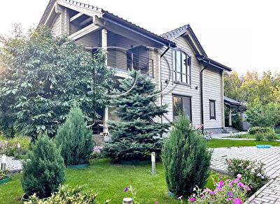 Київ, Берковецька вул., 6А