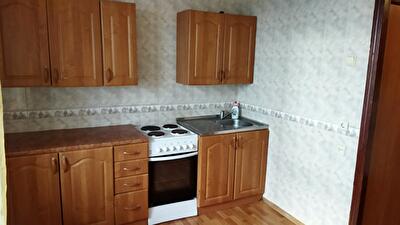 Київ, Миропільська вул., 21