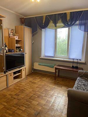 Киев, Полярная ул., 6А