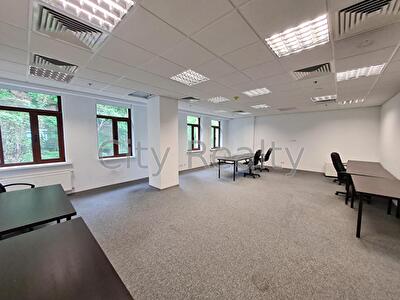 Київ, Петра Сагайдачного вул., 11