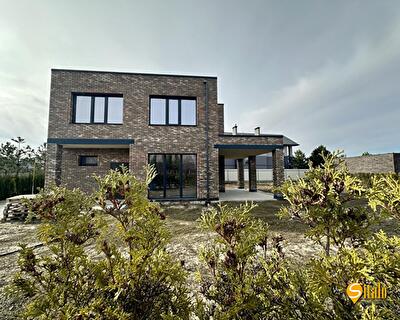 Київська обл., Бориспільський район, с. Вишеньки