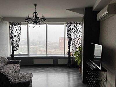 Дніпро, Глинки вул., 2