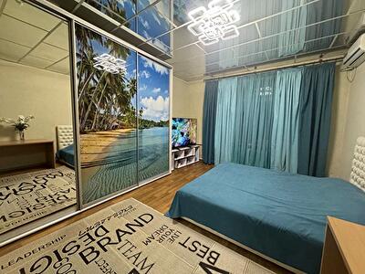 Дніпро, Вокзальна пл., 2