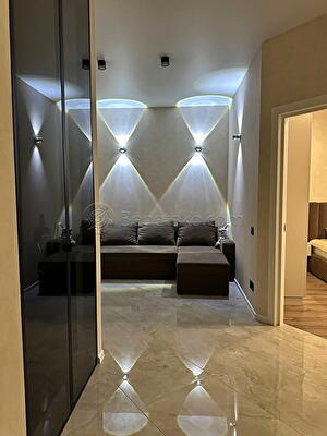 Одеса, Краснова вул., 1