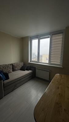 Киев, Эрнста ул., 16