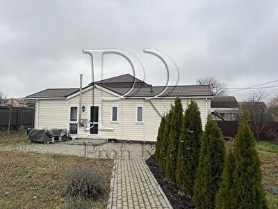 Києво-Святошинський район, с. Хотів, Героїв Чорнобиля вул.