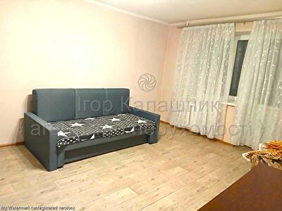 Київ, Василя Стуса вул., 9