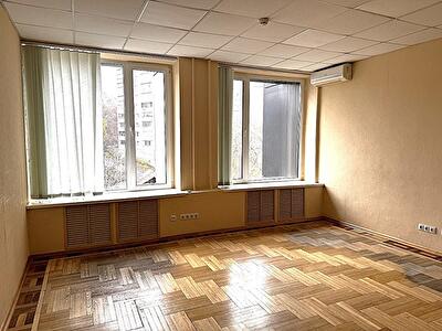 Киев, Болсуновская ул., 8